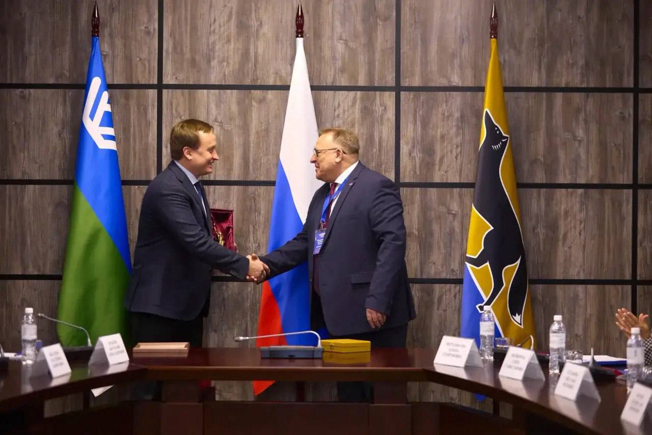 25 декабря 2025 года состоялась встреча участников заседания Президиума Союза МКСО с руководством города Сургута и Ханты-Мансийского автономного округа